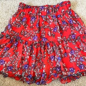 Selfie leslie skirt